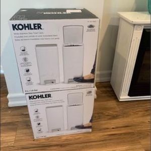 KOHLER 6 L / 1.6 G White Steinless Step
Bath Trash Can 2 PK